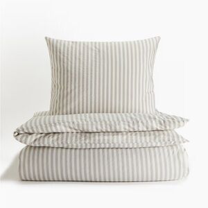 H&M Twin Light Taupe Duvet Cover Set